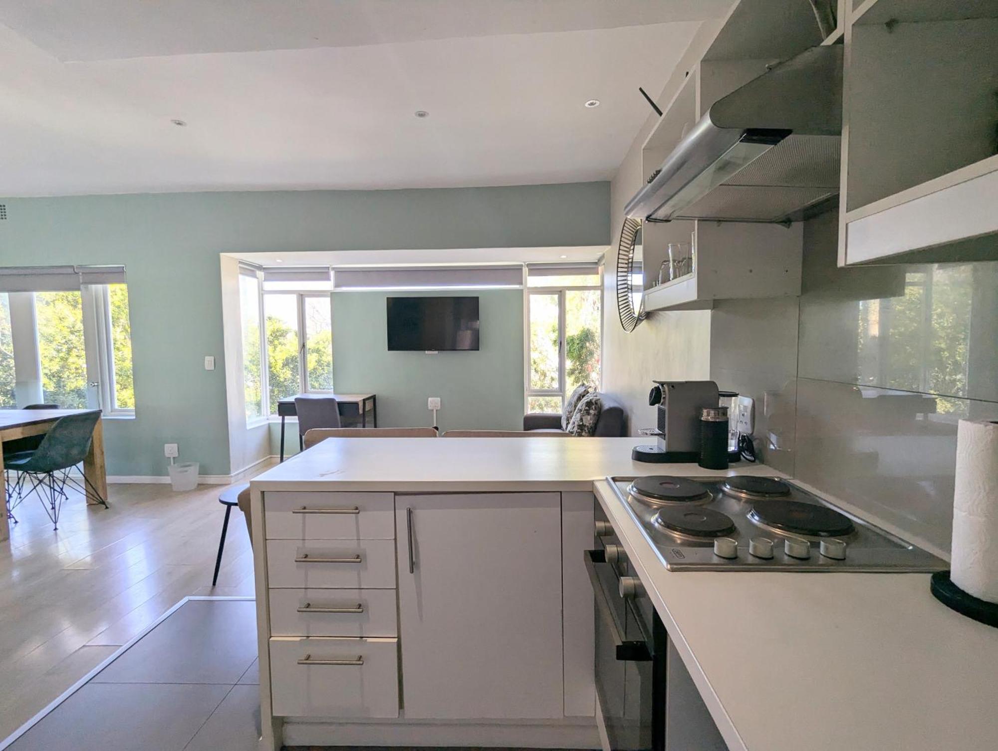 Spacious & Serene In Tamboerskloof * Cape Town