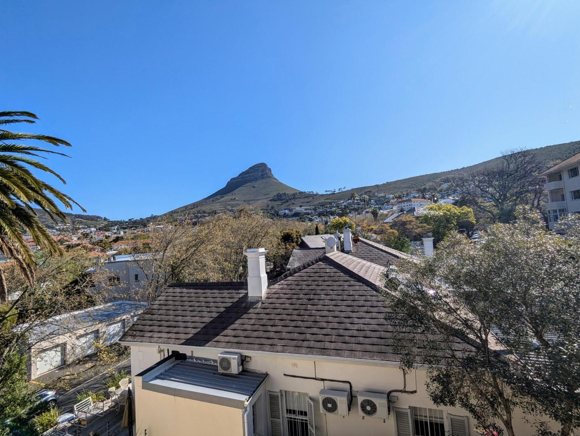 Spacious & Serene In Tamboerskloof *